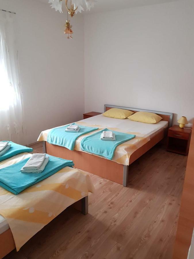Apartment Olives Zara Esterno foto
